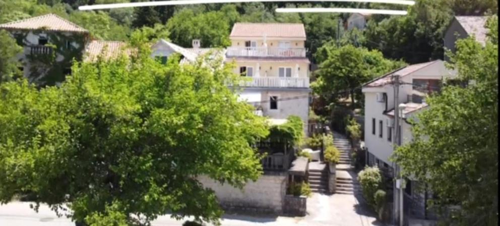 Apartment On The Shore Of The Bay Of Kotor With Free Wi-Fi Exterior foto